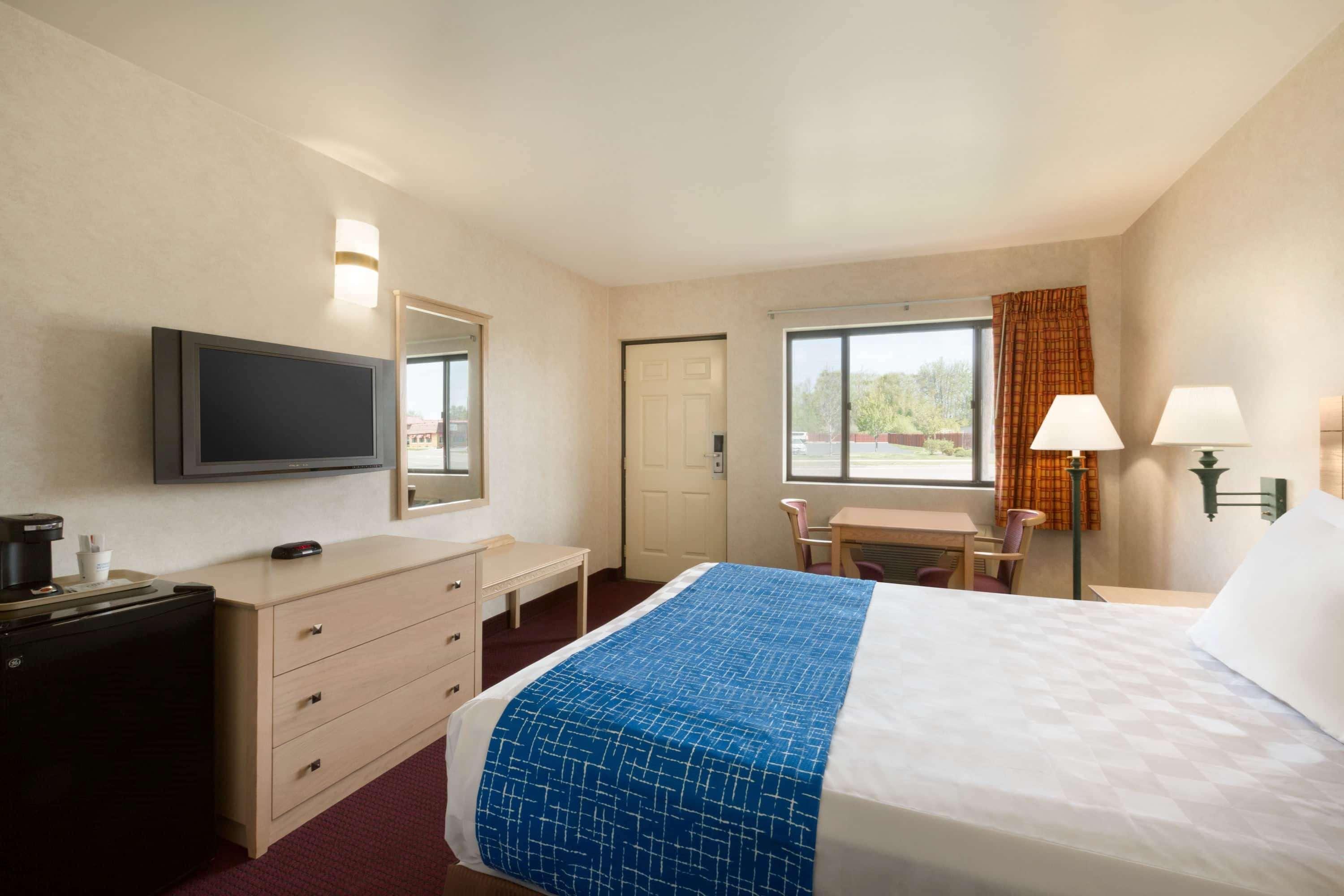 Travelodge by Wyndham Niagara Falls - New York Exteriör bild