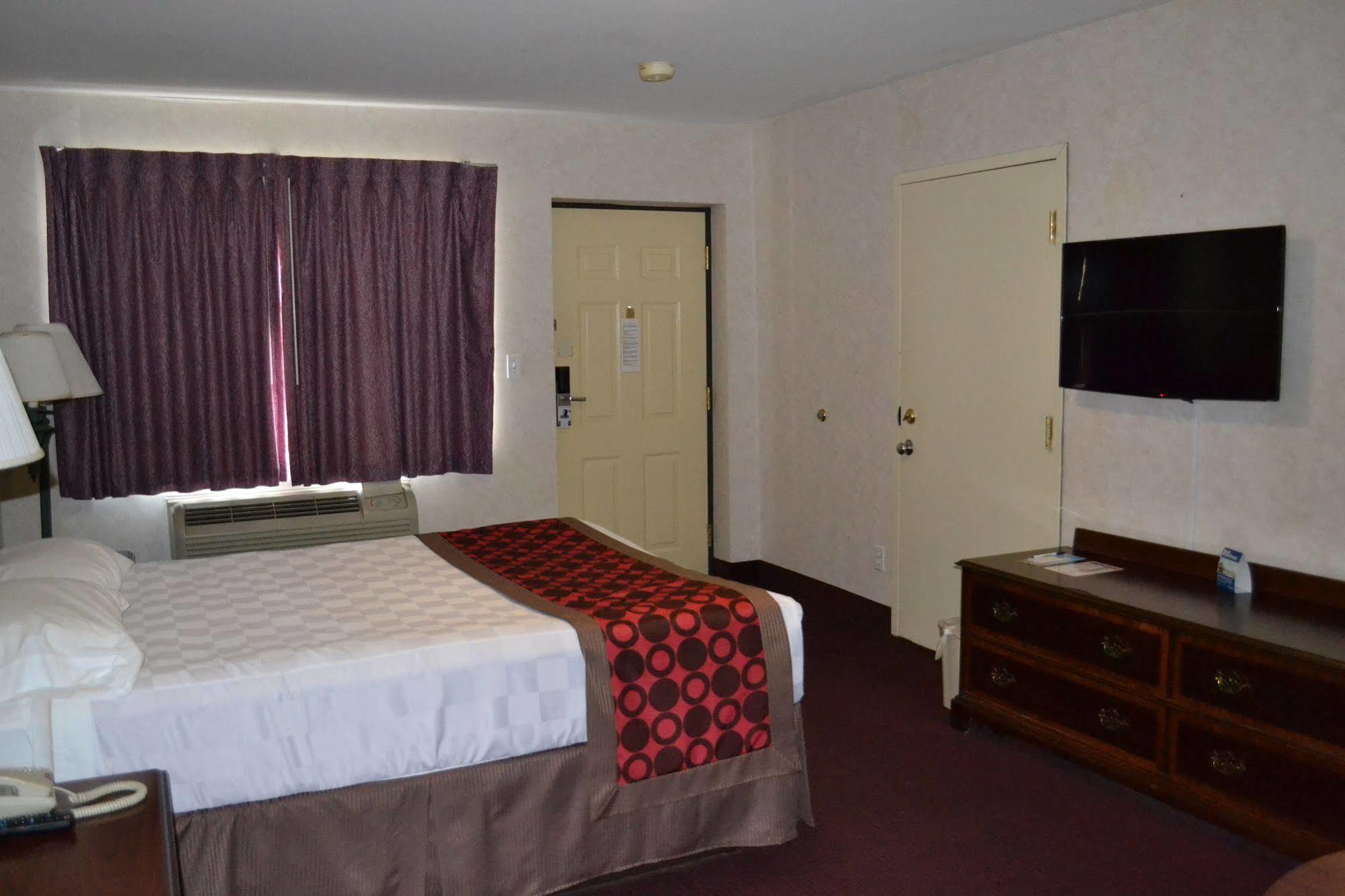 Travelodge by Wyndham Niagara Falls - New York Exteriör bild